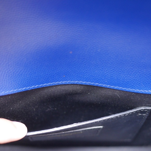 🍓YSL Monogram Flap Clutch in Grained Leather - Picture 15 of 16